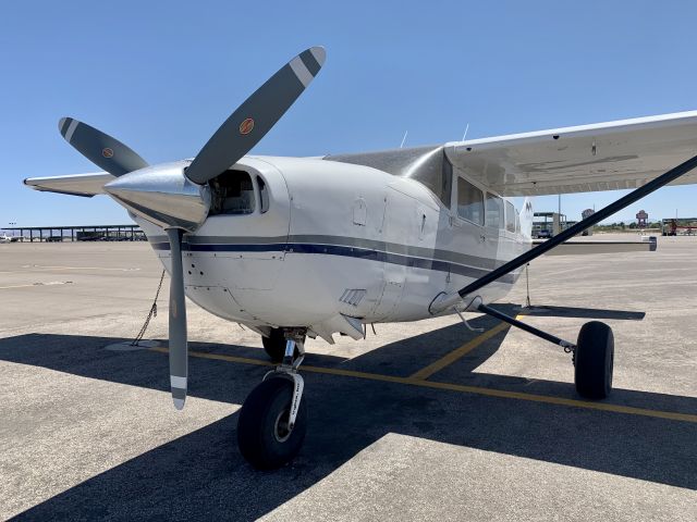 Cessna T207 Turbo Stationair 8 (N100PC)