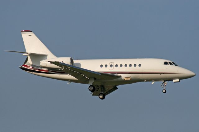 Dassault Falcon 2000 (CS-DLE)