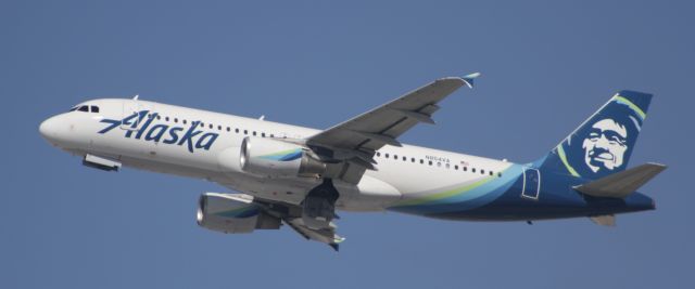 Airbus A320 (N854VA)