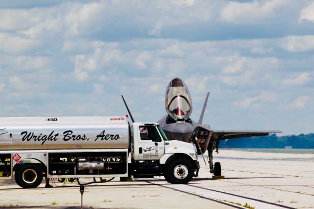 Lockheed F-35C (11-5033) - 2017 Vectren Dayton Air Showbr /The Wright bros would be proud