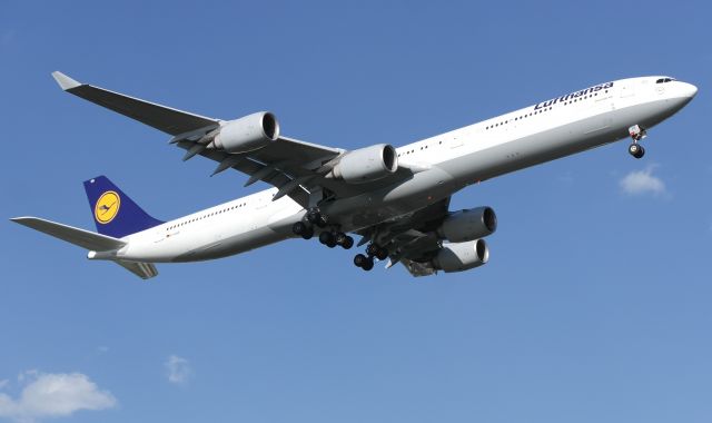 Airbus A340-600 (D-AIHS)