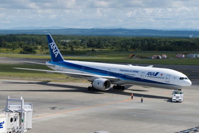 BOEING 777-300 (JA753A) - ANA’s B773 departure from RJCC-19.8.27
