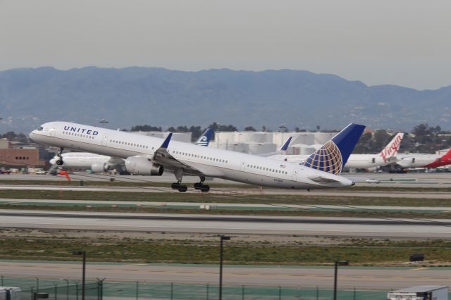 BOEING 757-300 (N75861)