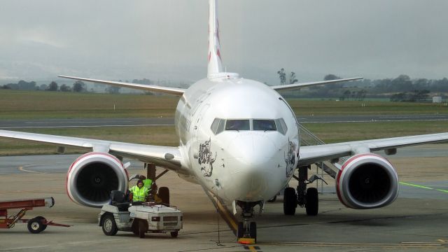 Boeing 737-800 (VH-YFW) - Virgin Australia Boeing 737-8FE VH-YFW (41037) at Launceston Airport, Tasmania, Australia. 9 July 2019.