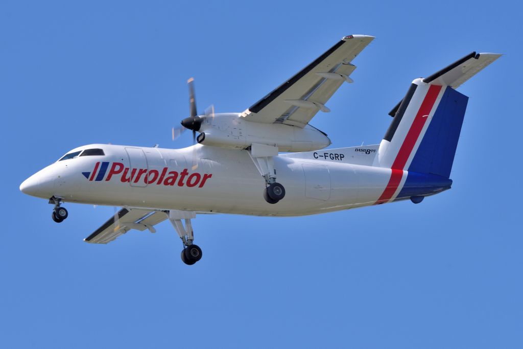 de Havilland Dash 8-100 (C-FGRP)