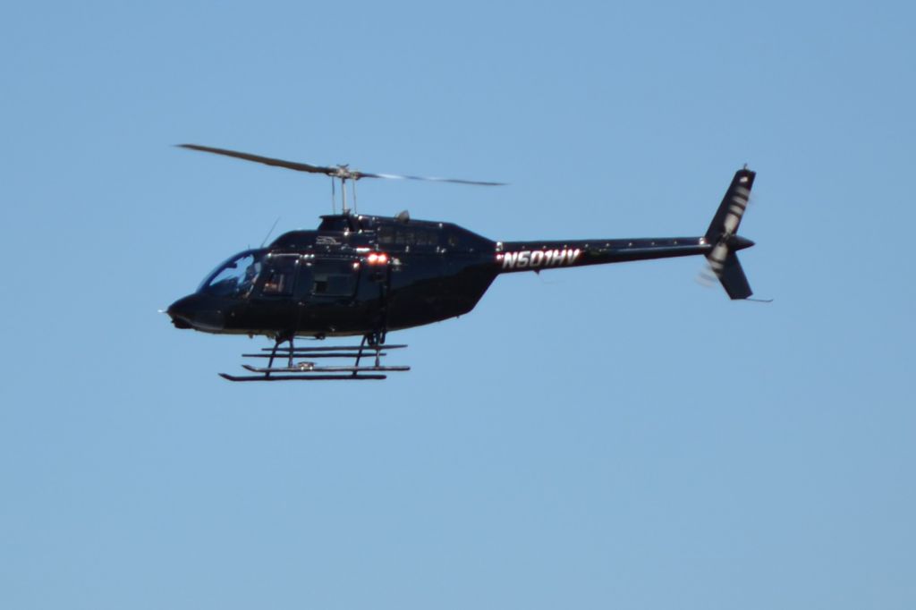 Bell JetRanger (N501HV) - HELIVISION LLC landing at KJQF - 10/9/16 