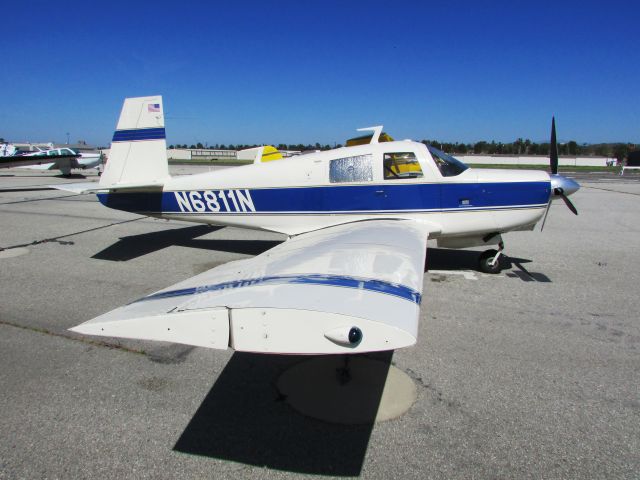 Mooney M-20 (N6811N) - Parked at Fullerton