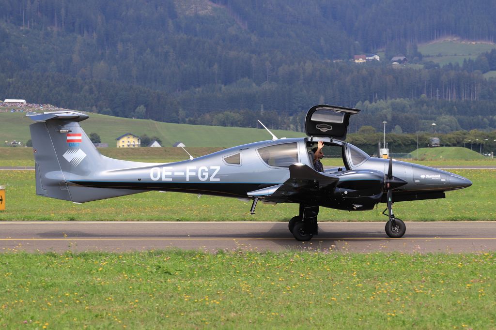 Diamond DA-62 (OE-FGZ)