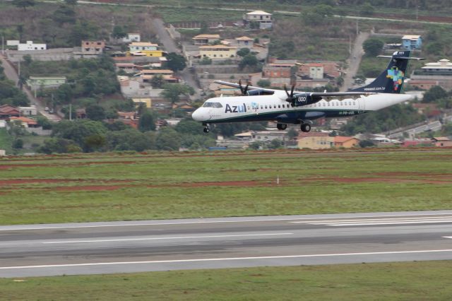 ATR ATR-72 (PR-AQL)