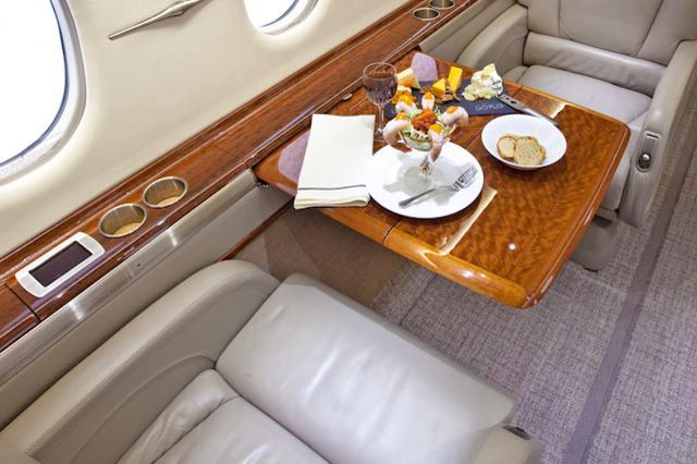 Hawker Beechcraft 4000 (N986JC)