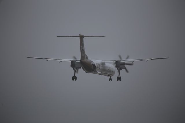 de Havilland Dash 8-400 (N400QX)