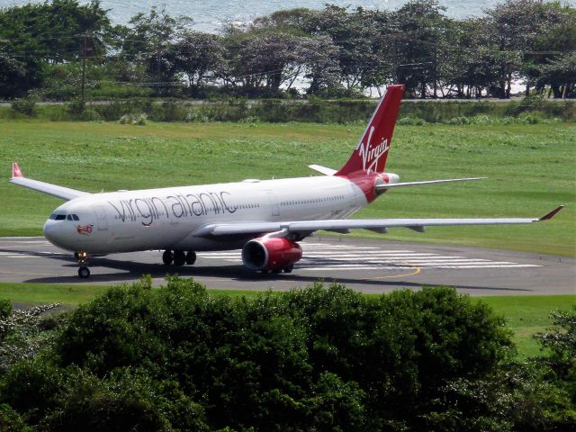 Airbus A330-300 (G-VKSS)