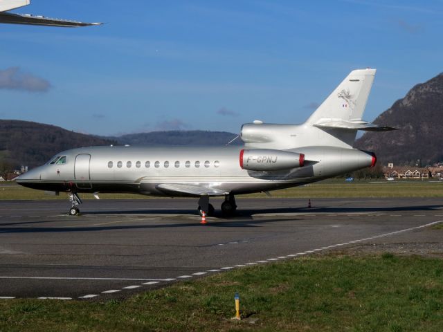 Dassault Falcon 900 (F-GPNJ)