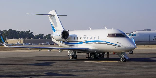 Canadair Challenger (N800LB) - Picture was taken at the FBO Terminal at KSNA.