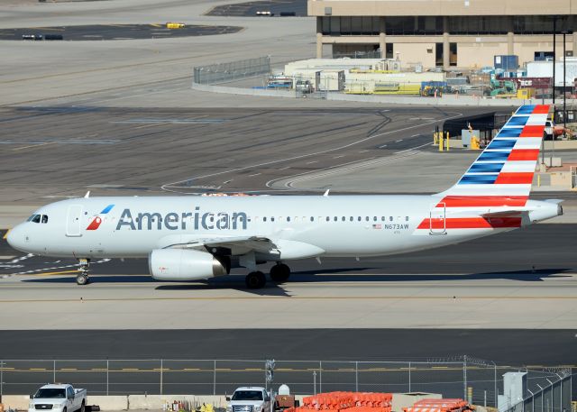 Airbus A320 (N673AW)