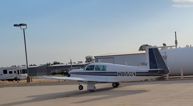 Mooney M-20 (N9150V)