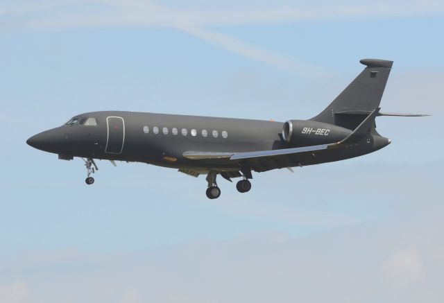 Dassault Falcon 2000 (9H-BEC)