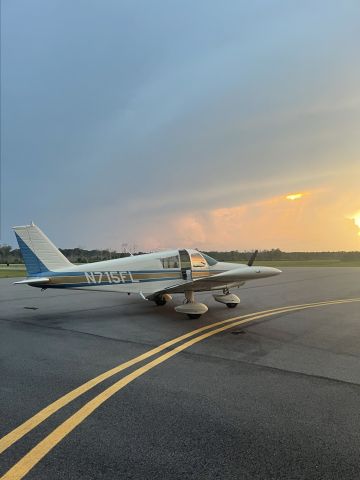 Piper Cherokee (N715FL)