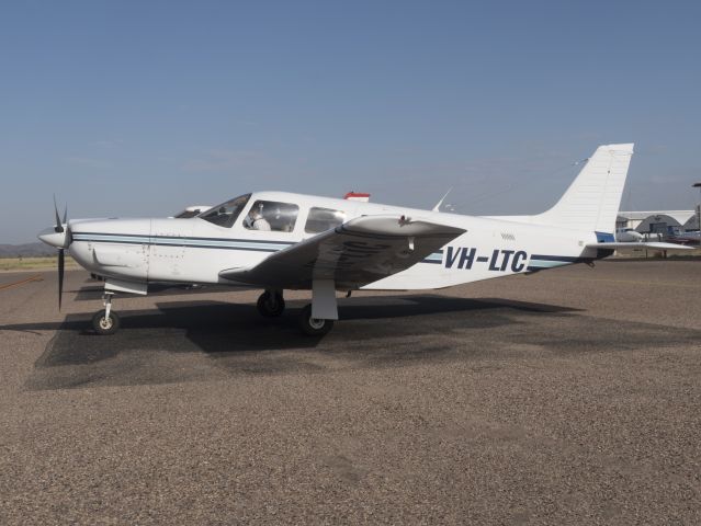 Piper Saratoga/Lance (VH-LTC) - 10 NOV 2016.