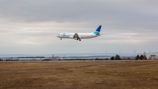 BOEING 737-400 (OE-IBL)