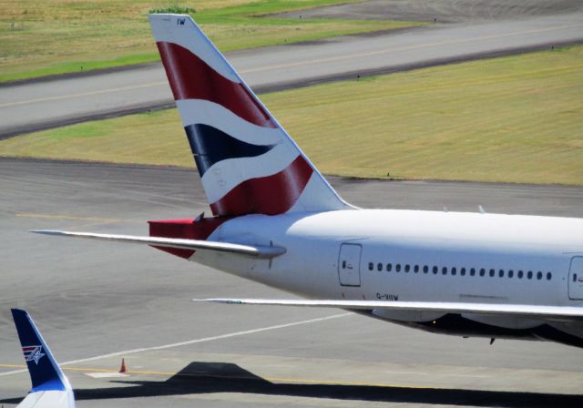 Boeing 777-200 (G-VIIW)
