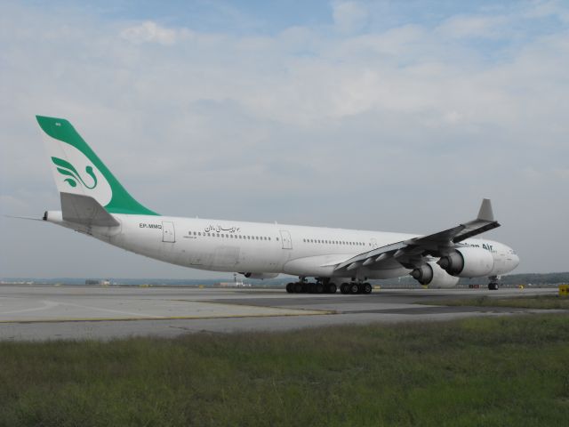 Airbus A340-600 (EP-MMQ)