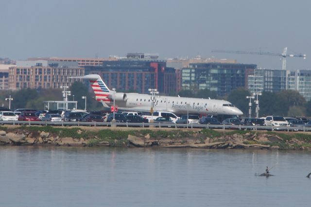 Canadair Regional Jet CRJ-200 (N530EA)