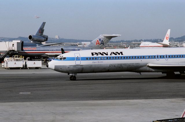 Boeing 727-100 (N4754) - KSFO - back in early 1980s when I was a big dummy and didnt take a full photo of the 727,,,