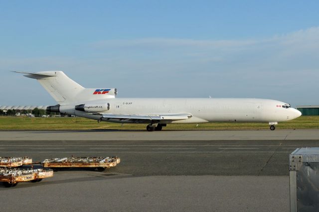 Boeing 727-100 (C-GLKF)