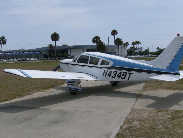 Piper Cherokee (N4349T)
