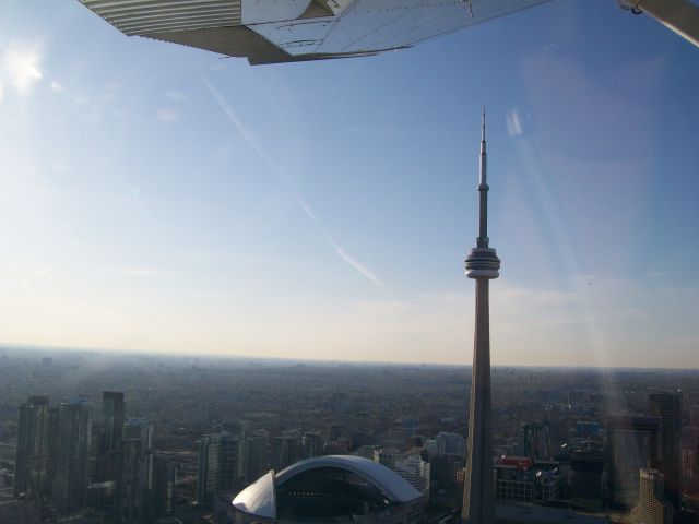 — — - Toronto CN Tower from the air