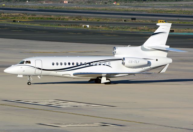 Dassault Falcon 7X (CS-TLY)