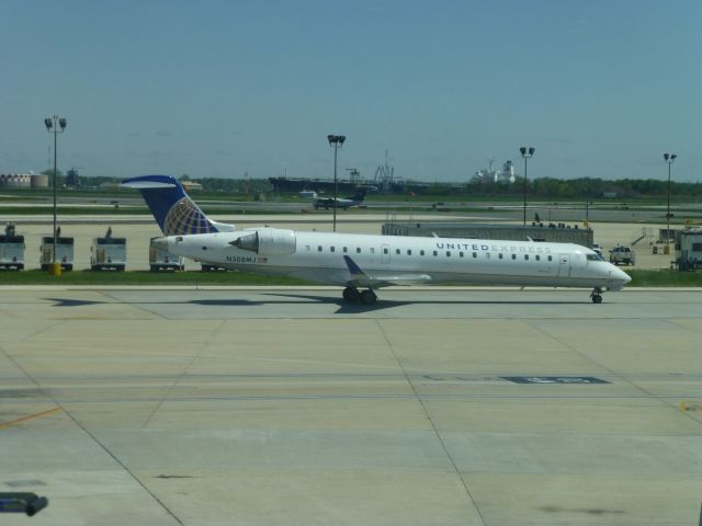 Canadair Regional Jet CRJ-200 (N508MJ)