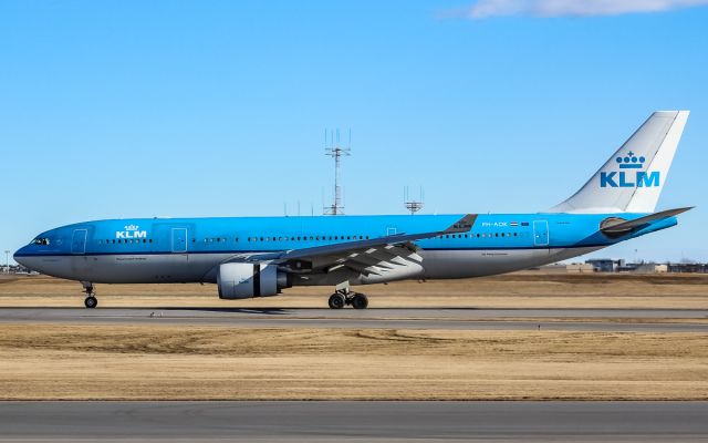Airbus A330-200 (PH-AOK)