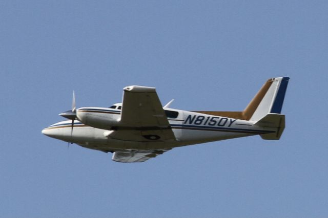 Piper PA-30 Twin Comanche (N8150Y)