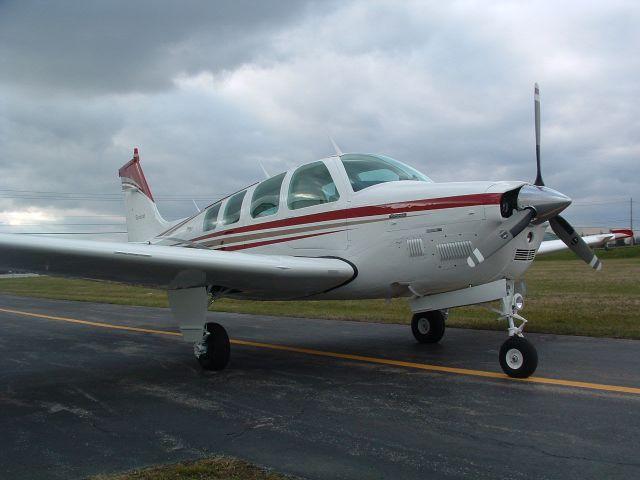 Beechcraft Bonanza (N4BA)