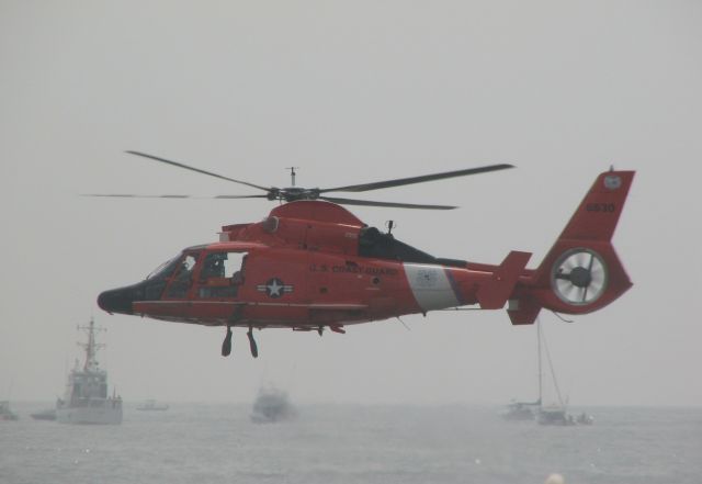 VOUGHT SA-366 Panther 800 (N6530) - at Thunder Over the Boardwalk in Atlantic City, NJ 2009.    USCG Eurocopter HH-65 rescue demonstration - frogman visible on other side