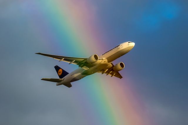 Boeing 777-200 (D-ALFA) - coloured by a rainbow