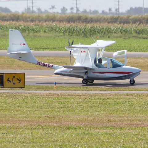 EDRA Super Petrel (N894SP)