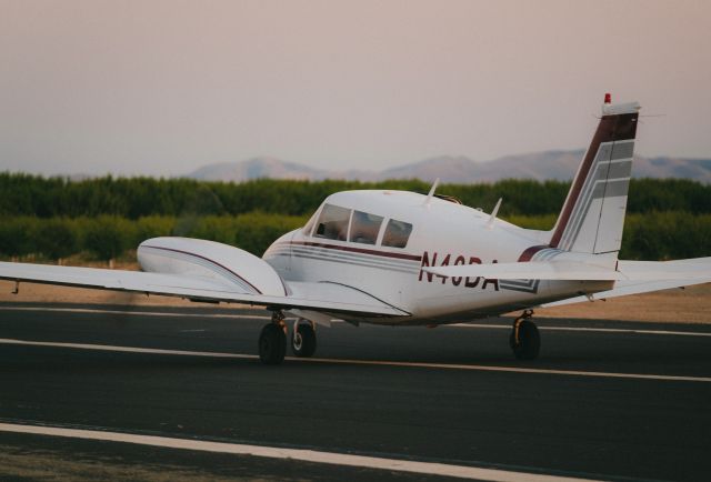 Piper PA-30 Twin Comanche (N40DA)