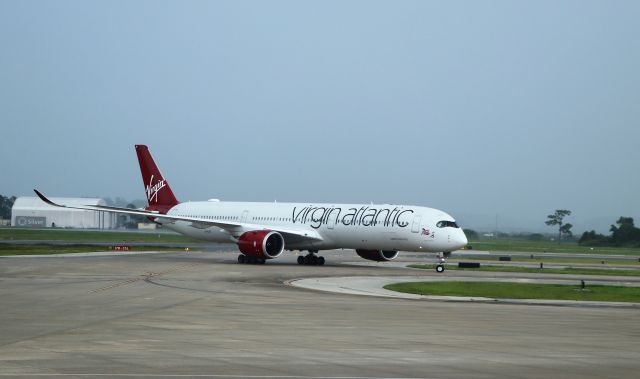 Airbus A350-1000 (G-VLIB) - 092322 having crossed Rwy 35L, taxiing in to Airside 4