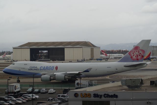 Boeing 747-400 (B-18715) - China Airlines Cargo B747-409F cn33731