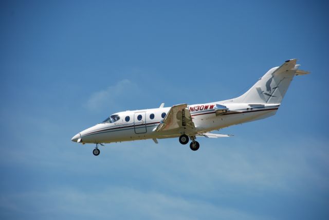 Beechcraft Beechjet (N130WW) - Beechjet 400A arriving at Toronto Pearson from Syracuse NY.  July 15/08.