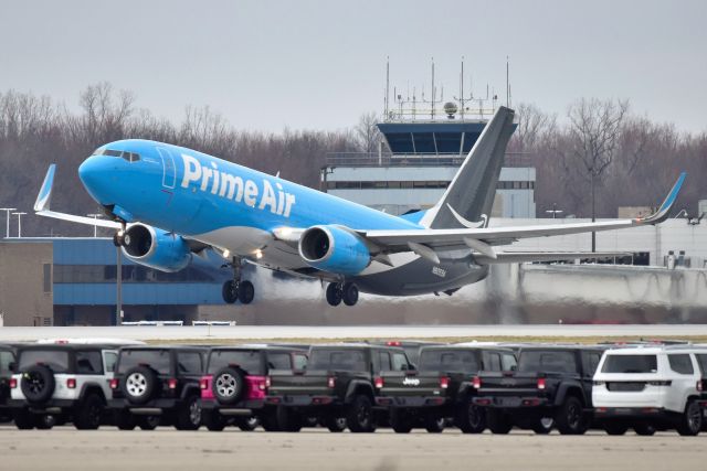 Boeing 737-800 (N8059A) - R-25 Departure 03-24-22