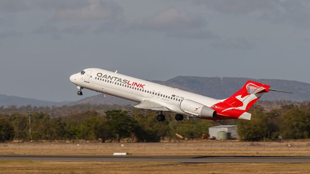 Boeing 717-200 (VH-YQS)
