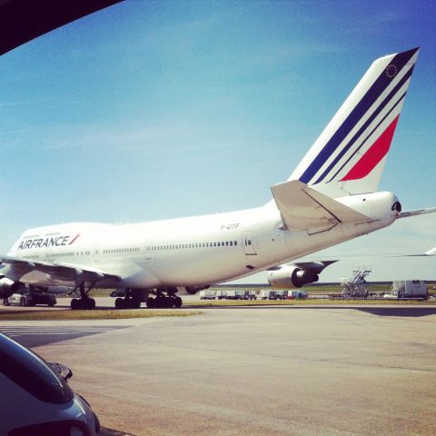 Boeing 747-400 (F-GITF) - Direction hangar