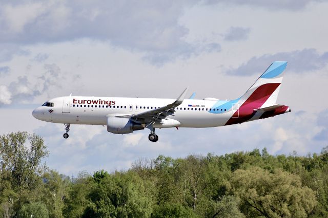 Airbus A320 (OE-IEU)