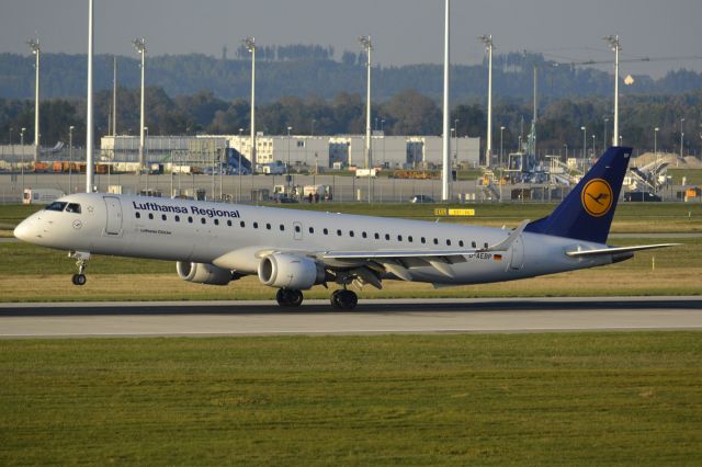 Embraer ERJ-190 (D-AEBP)