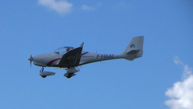 AQUILA A-210 (F-HAAT)