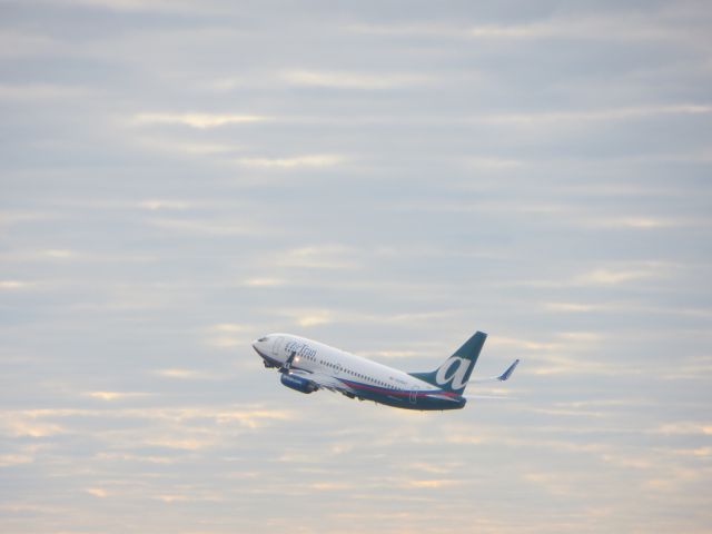 Boeing 737-700 (N276AT)